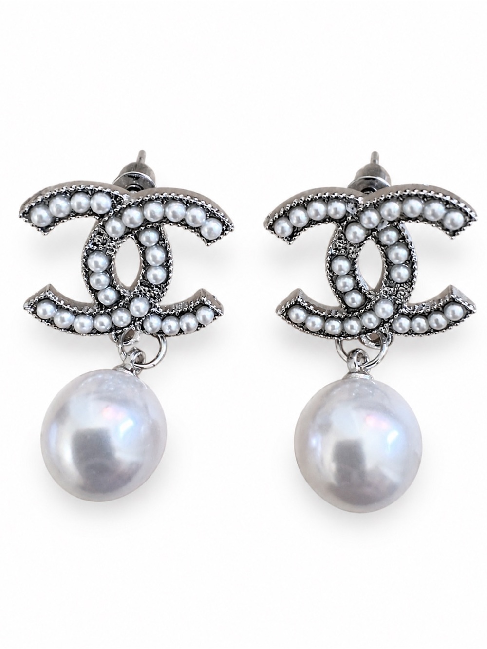 NWT CC Silver tone Pearl Drop Statement Earrings - Picture 2 of 3